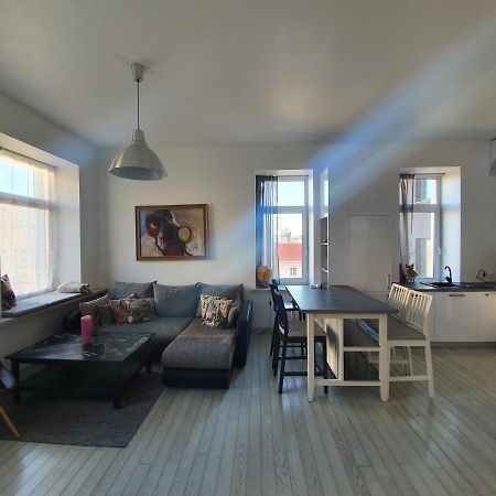 Vilnius Apartment With Stained Glass Bagian luar foto