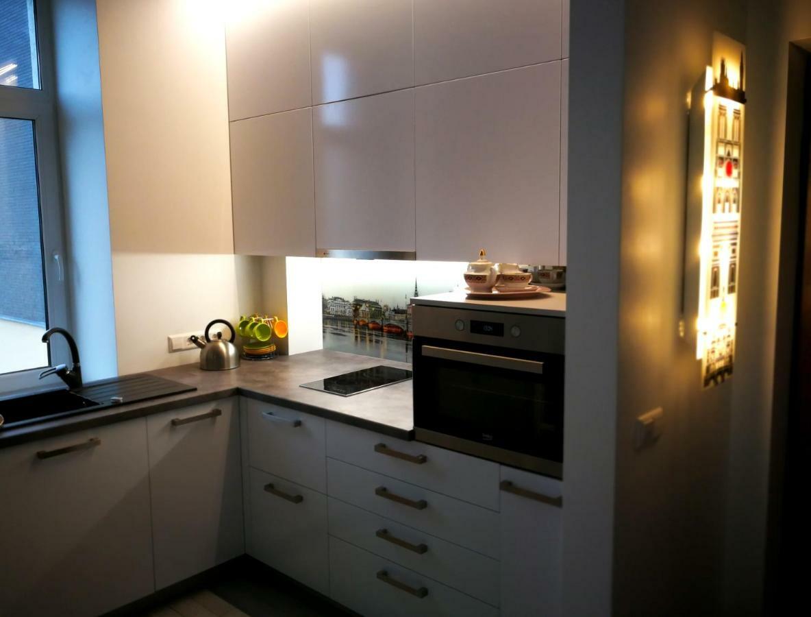 Vilnius Apartment With Stained Glass Bagian luar foto