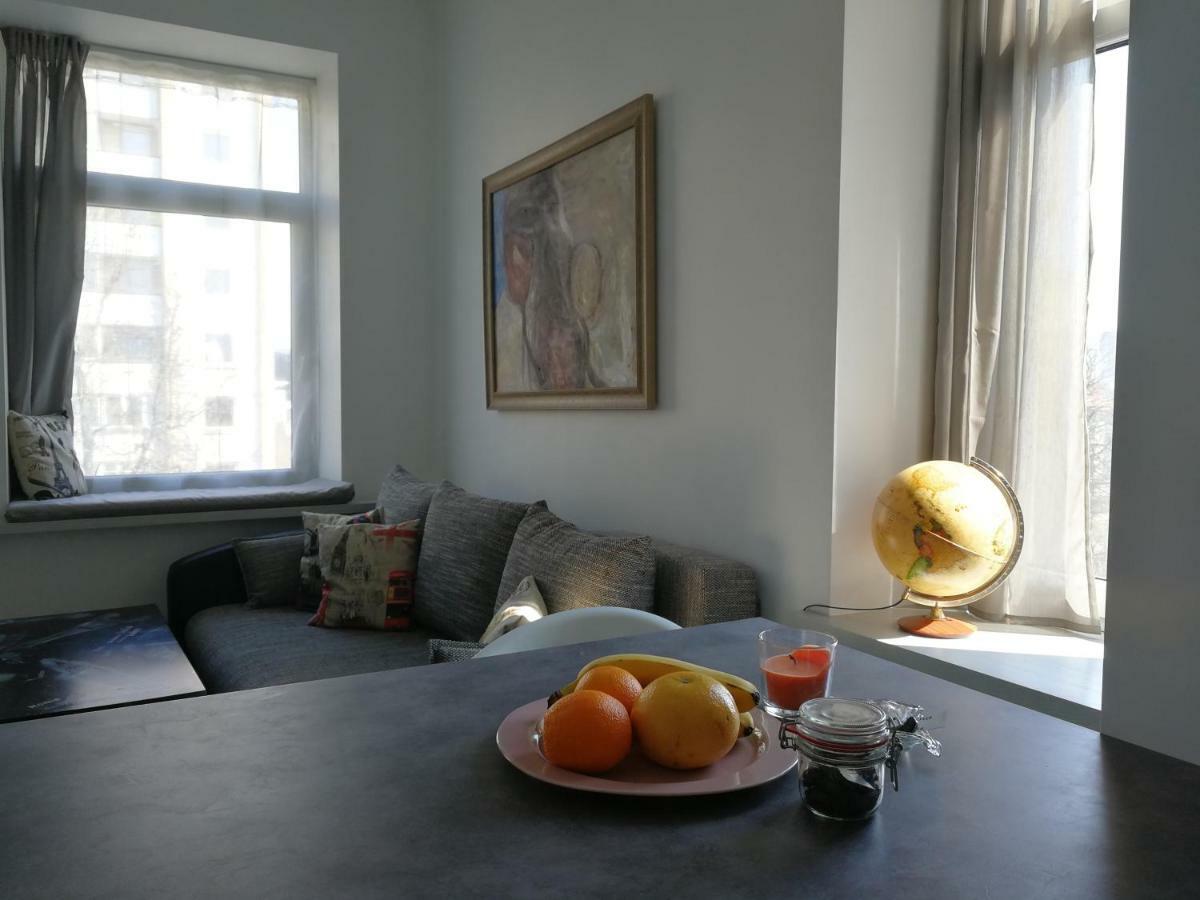 Vilnius Apartment With Stained Glass Bagian luar foto